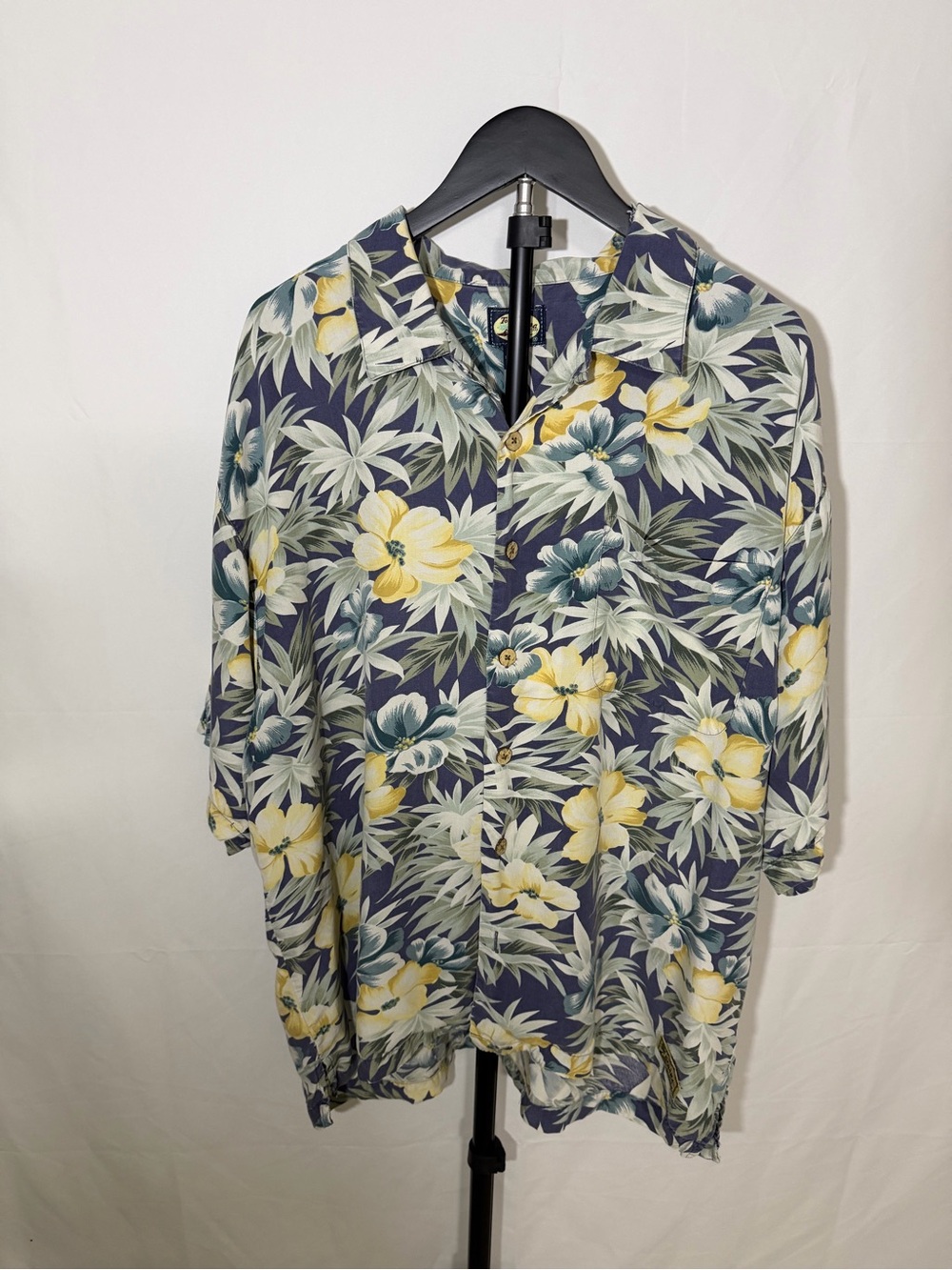 Tommy Bahama Navy Floral Short Sleeve Button Down Shirt